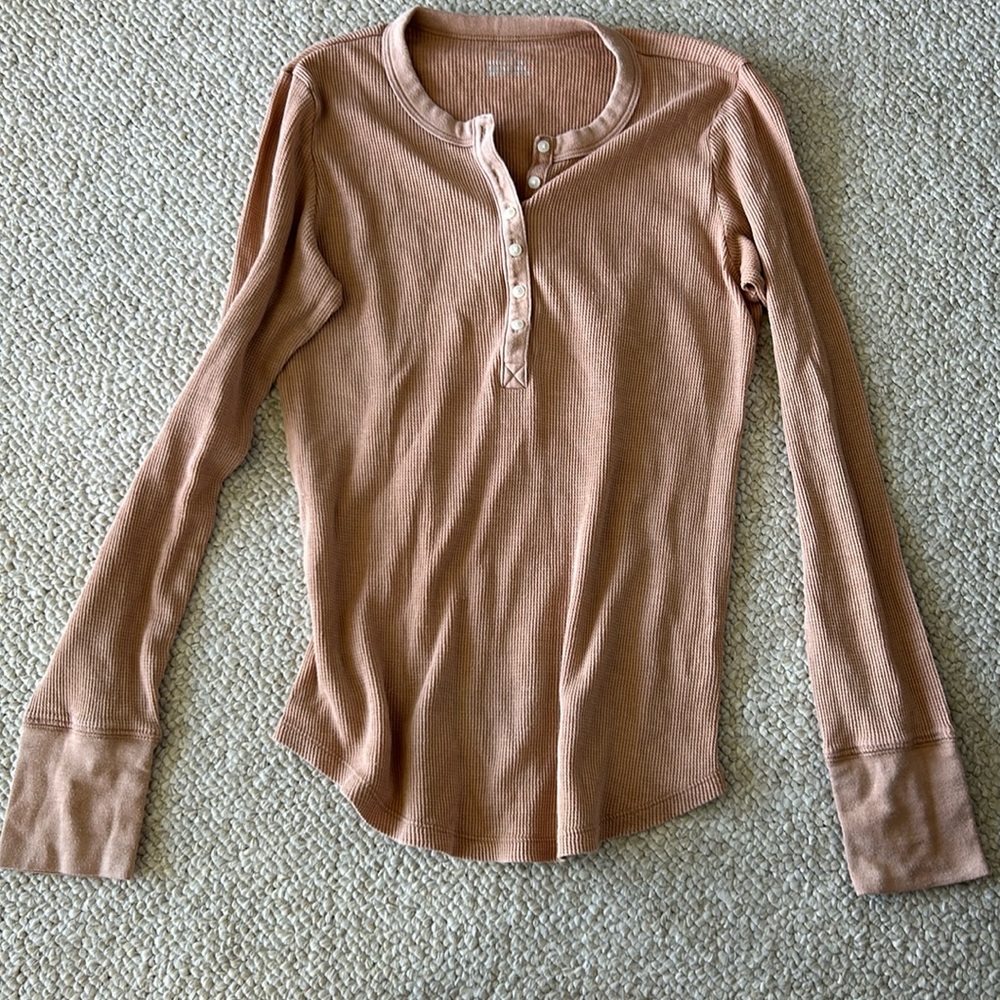 Aerie long sleeve ribbed button shirt size medium